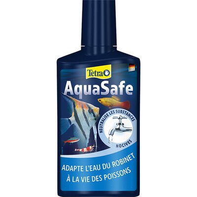 TETRA AquaSafe 250 ml conditionne l'eau du robinet en une eau adaptée aux besoins des poissons. Traite jusqu'à 500 L