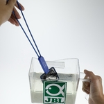 jbl-epuisette-premium-maille-large-et-filet-noir-pour-aquarium-4-min