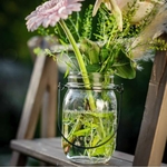 Vase Mason Jar avec fleurs