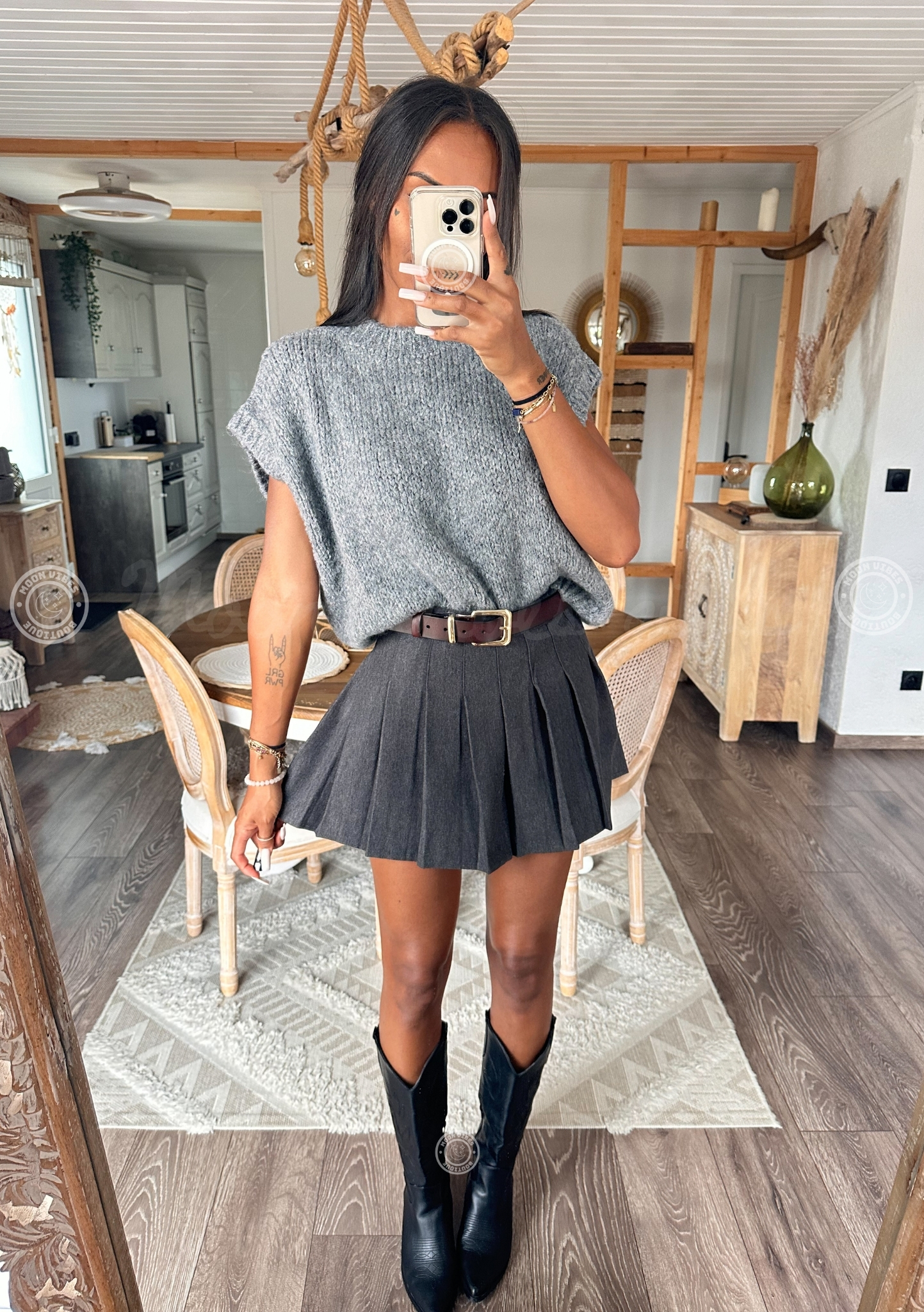 b (132)