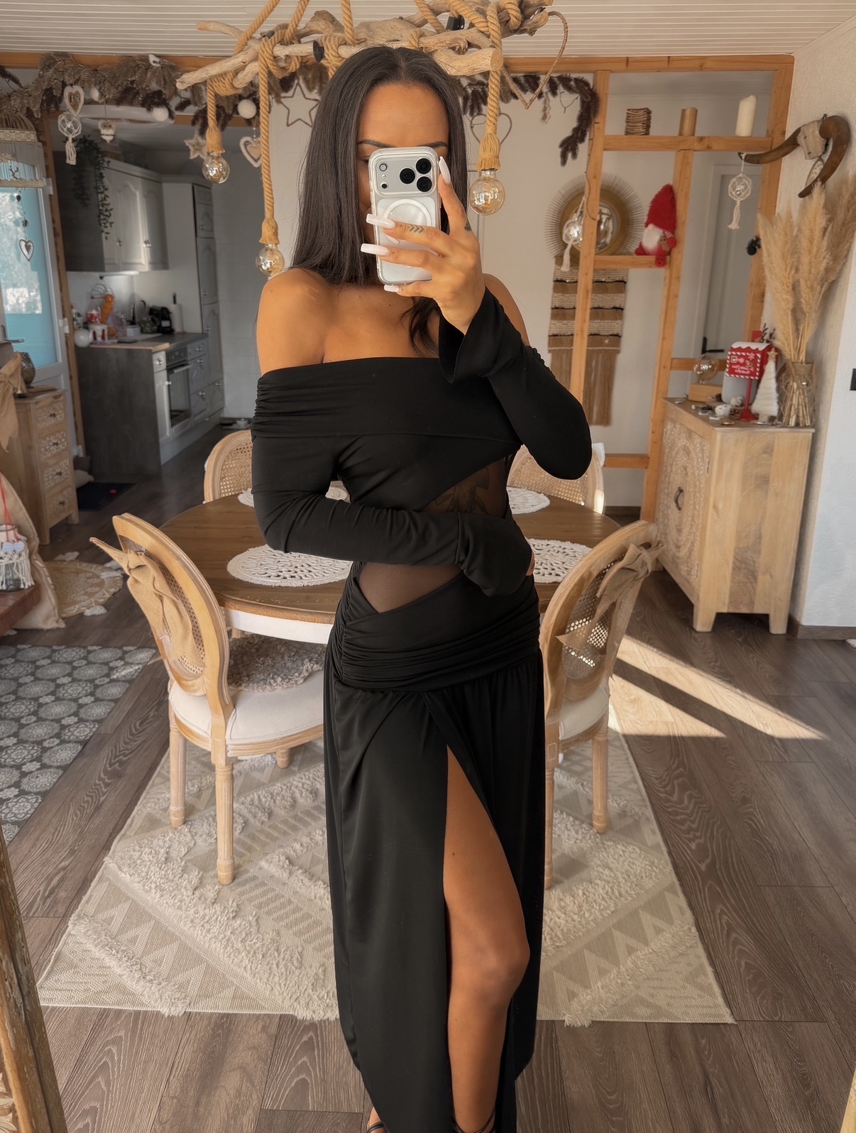 Robe Noire Moulante En Coton – Taille S, Longueur Longue, Manches Longues – Neuf Sans étiquettes, Style Cocktail Ou Professionnel
