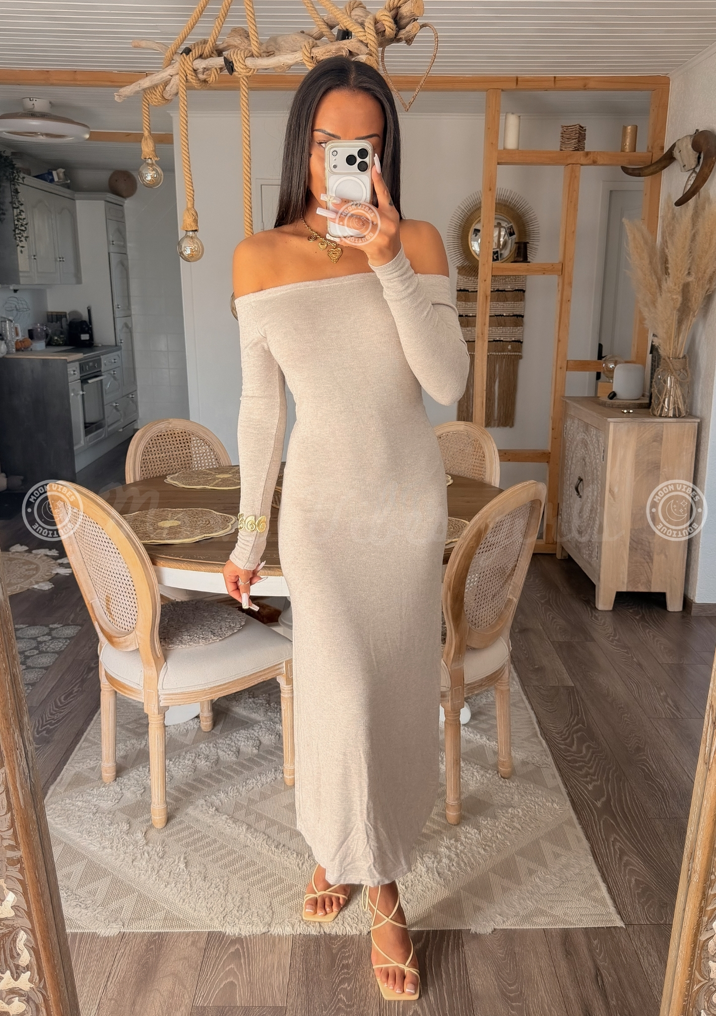 Février (24)