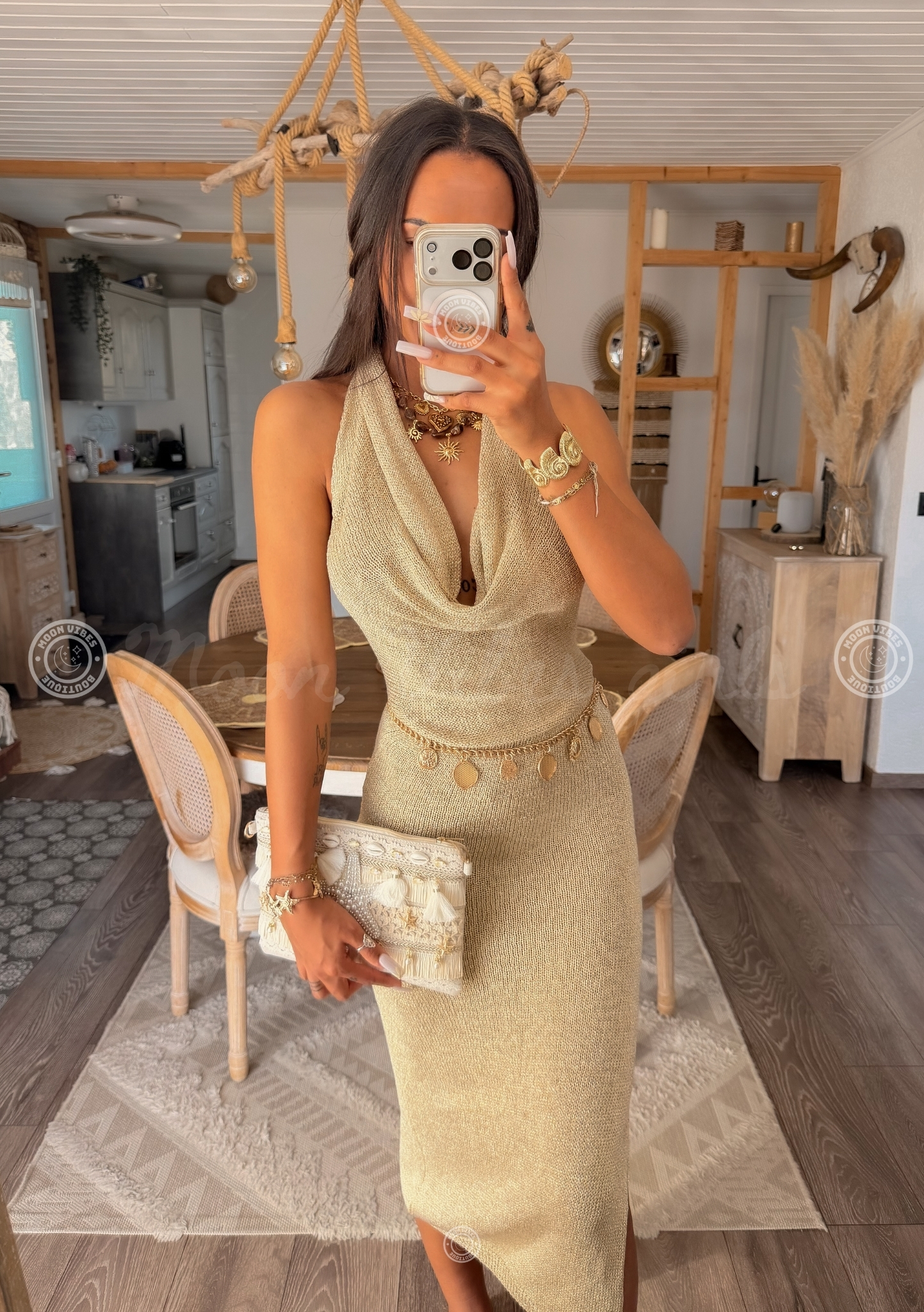 Février (44)