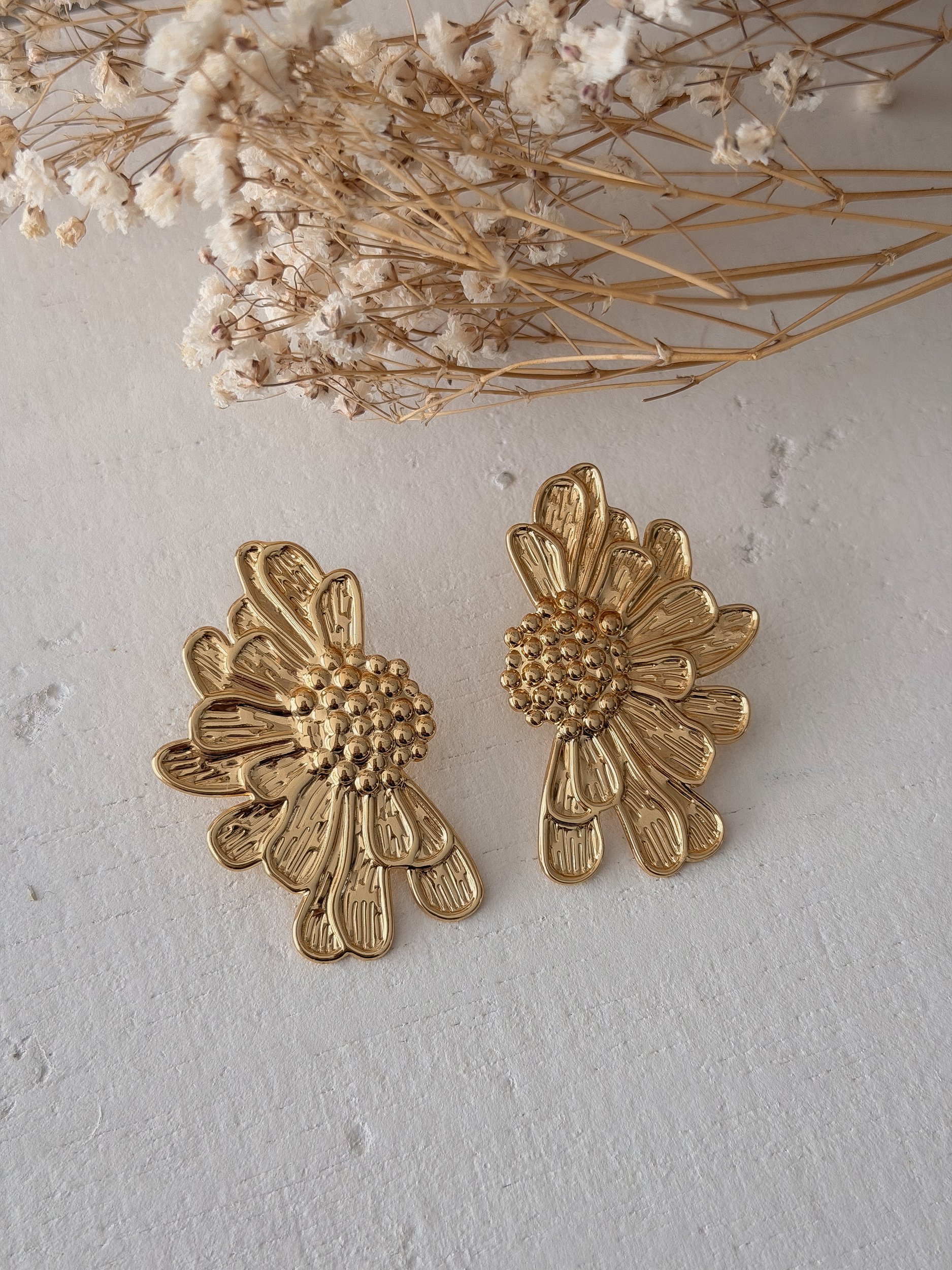 Boucles d'oreilles vintage fleuries en or 18k – Bébé Filou