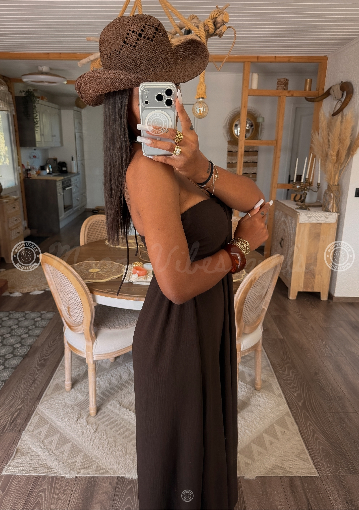 JUIN (72)