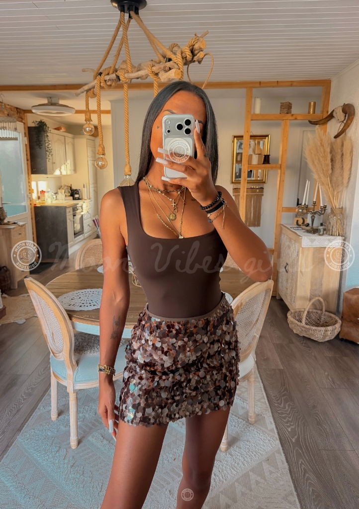 AOUT (23)