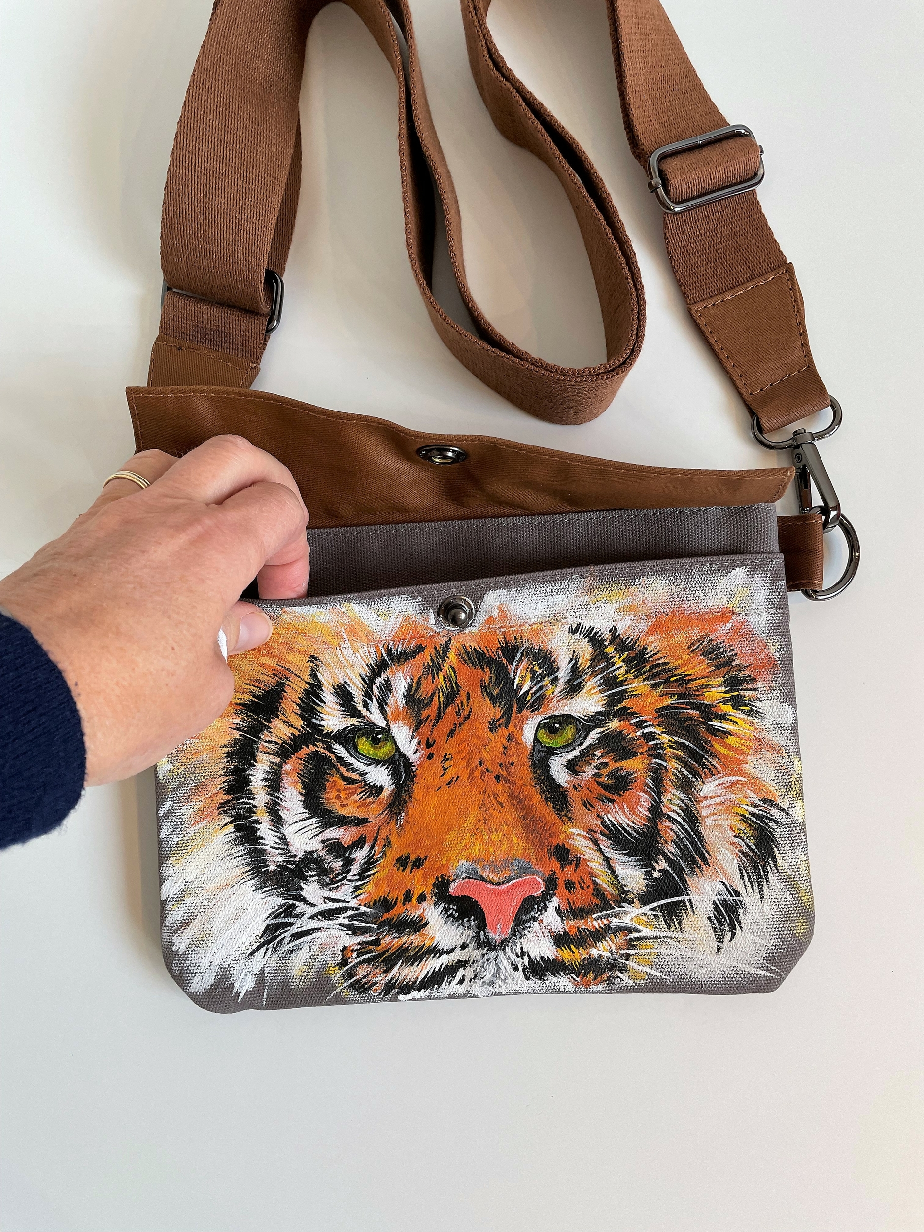 sac à main marron tigre (4)