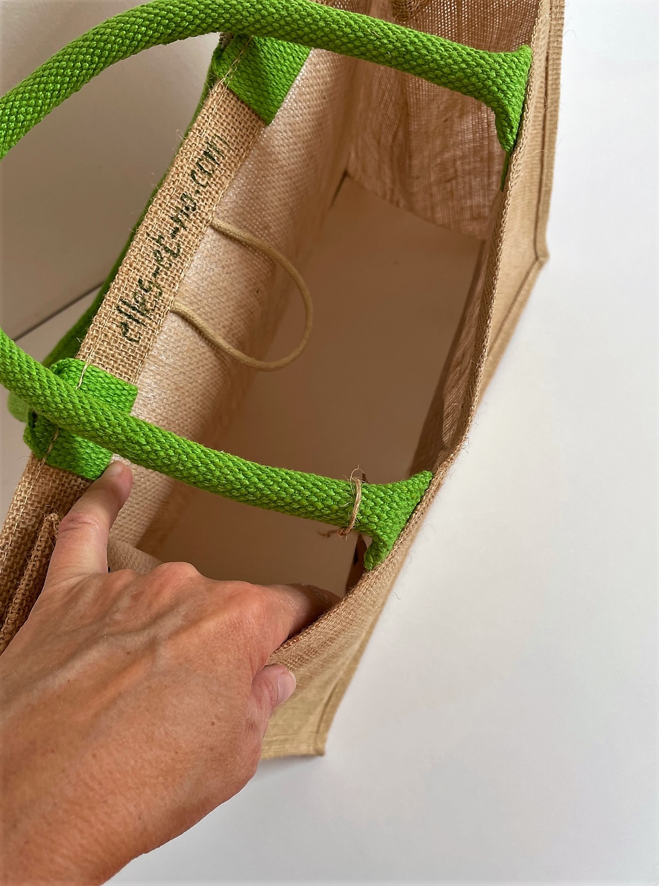 Sac de plage en jute avec de gros citrons peints à la main par Elles et No.