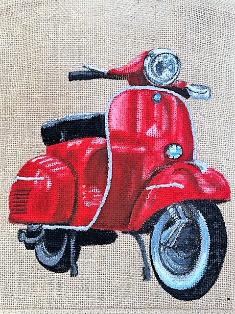 Sac en jute avec une belle vespa rouge peinte à la main par Elles et No.