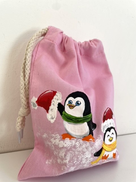 Pochons rose pingouins de Noël peints à la main  (4)