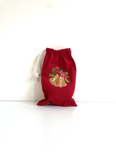 Pochon en coton rouge avec des cloches de Noël peintes à la main (1)