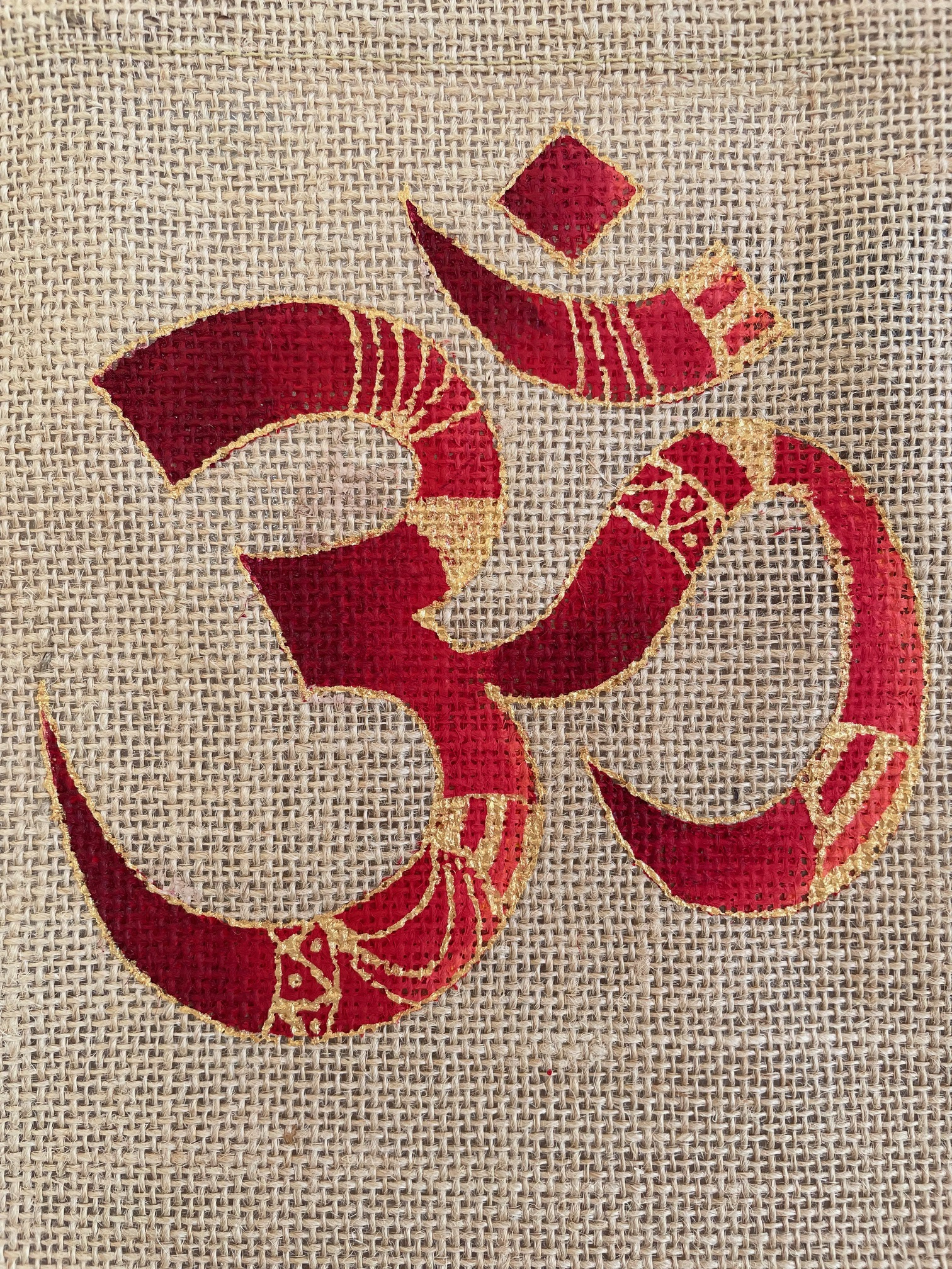 symbole hindouiste OM peint à la main sur un sac en jute S par Elles et No.