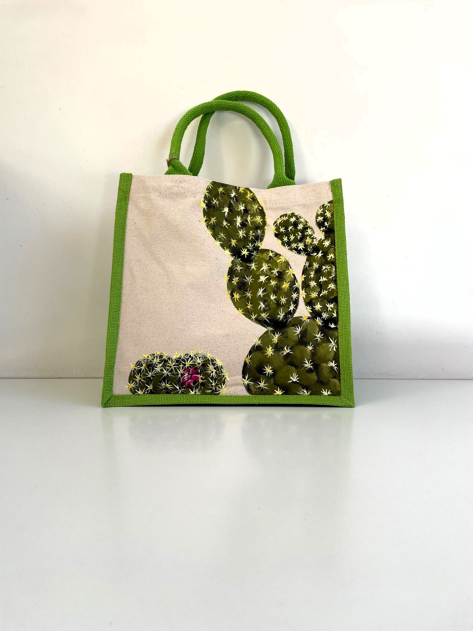 sac coton jute avec cactus peint à la main  par Elles et No.