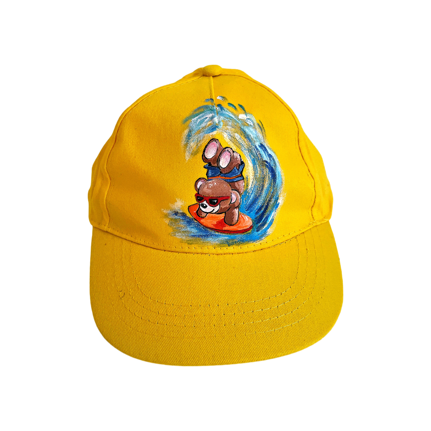 casquette enfant jaune avec ourson surfeur peint à la main  par Elles et No.
