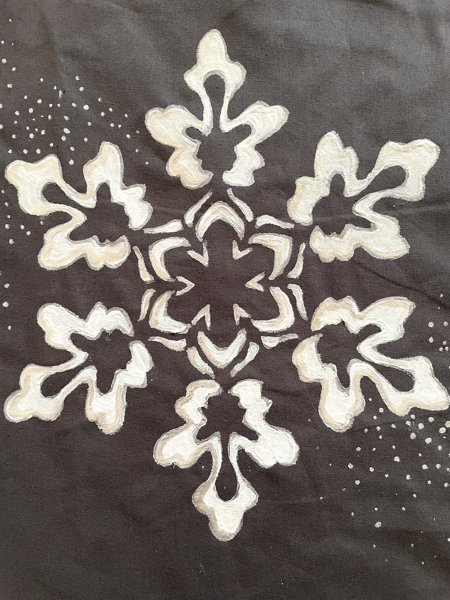 tote bag Elles et No.  coton gris à anses courtes avec un flocon de neige en gros plan peint. à la main