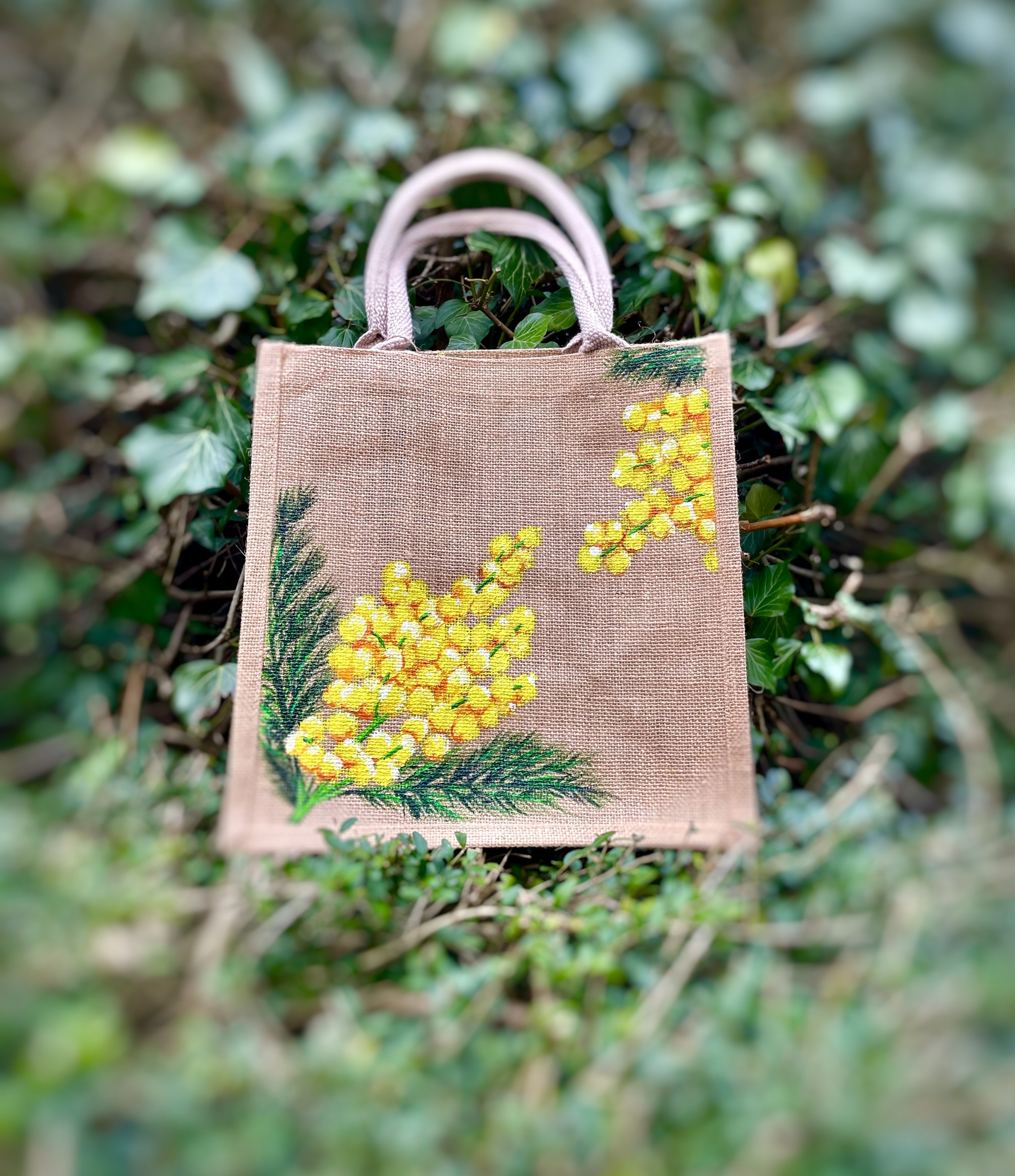 Elles et No. sac en jute taille moyenne avec du mimosa peint à la main