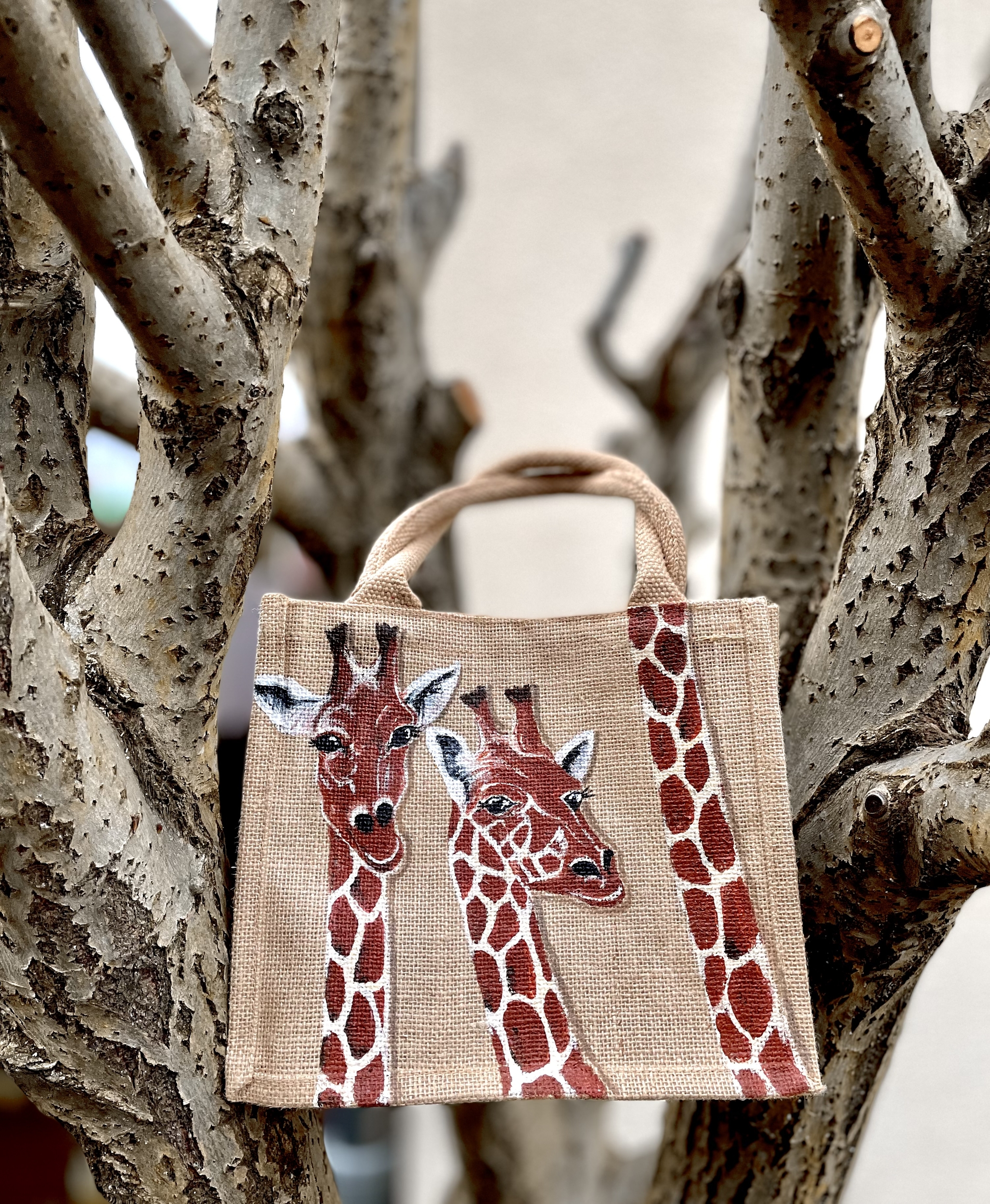 Elles et No.  en jute avec têtes de girafe rigolotes peintes à la main