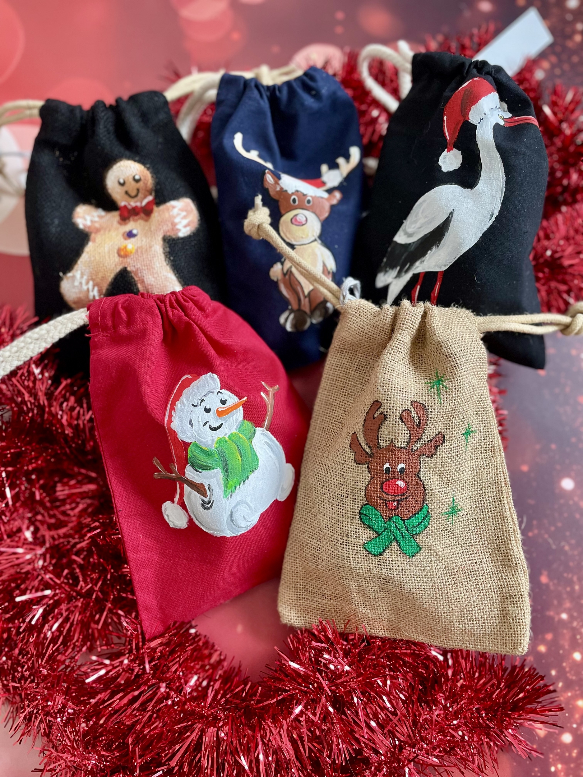 Lot de 5 pochons de Noël peints à la main par Elles et No.