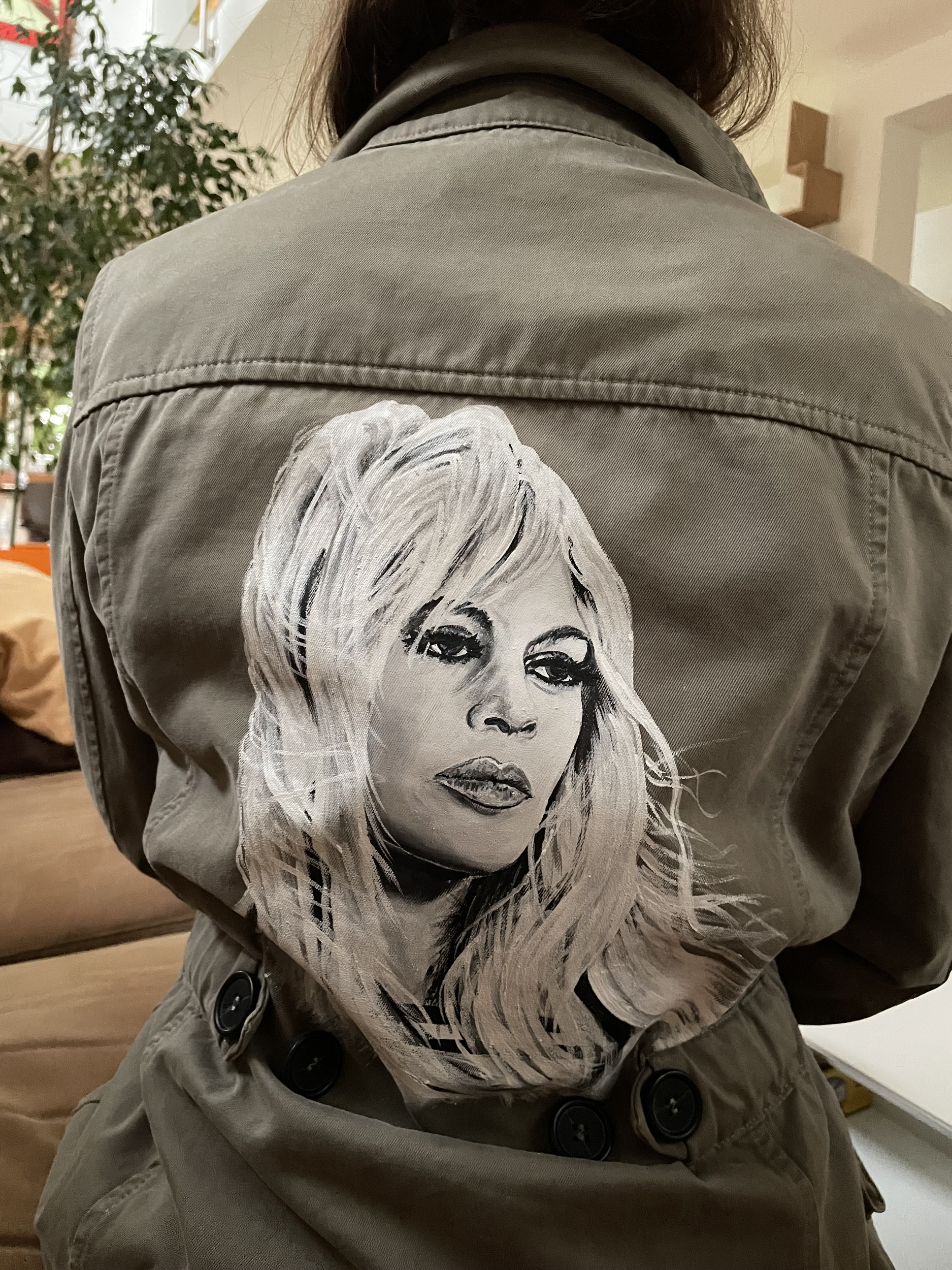 portrait brigitte Bardot peint à l la main par Elles et No.
