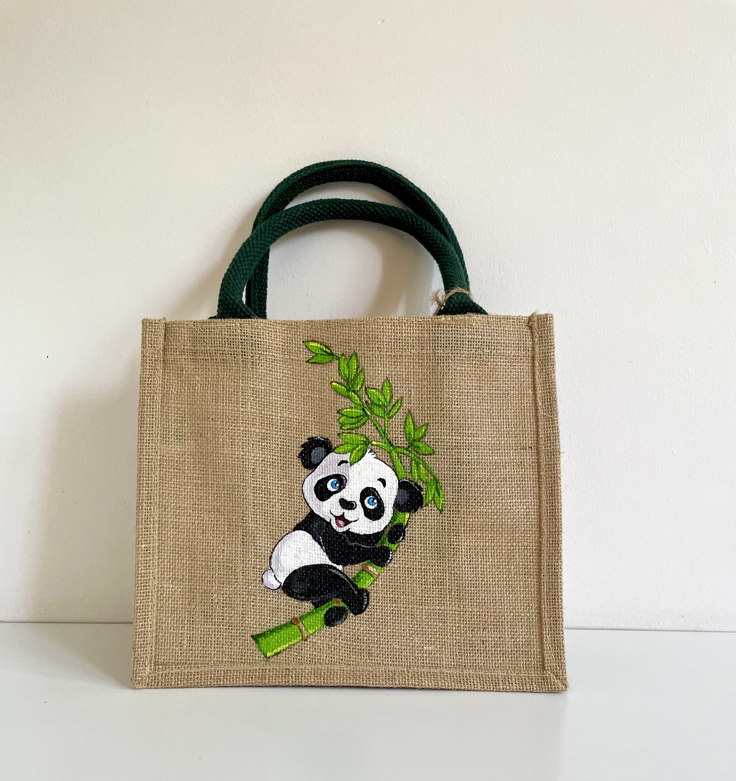 Sac en jute personnalisé avec panda peint à la main par Elles et No.