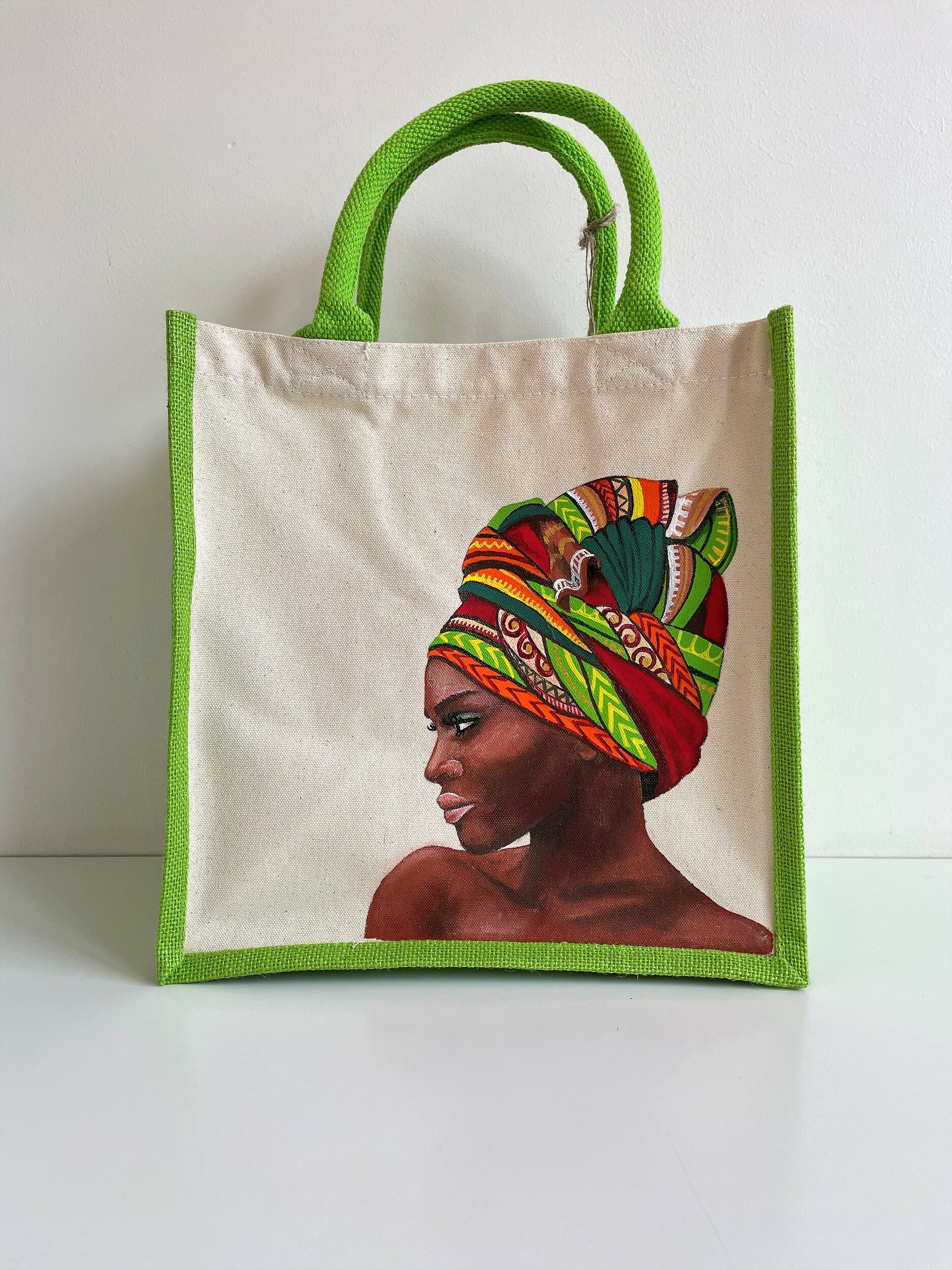 Sac jute et coton Abidjan avec un portrait dafricaine peint à la main par Elles et No.
