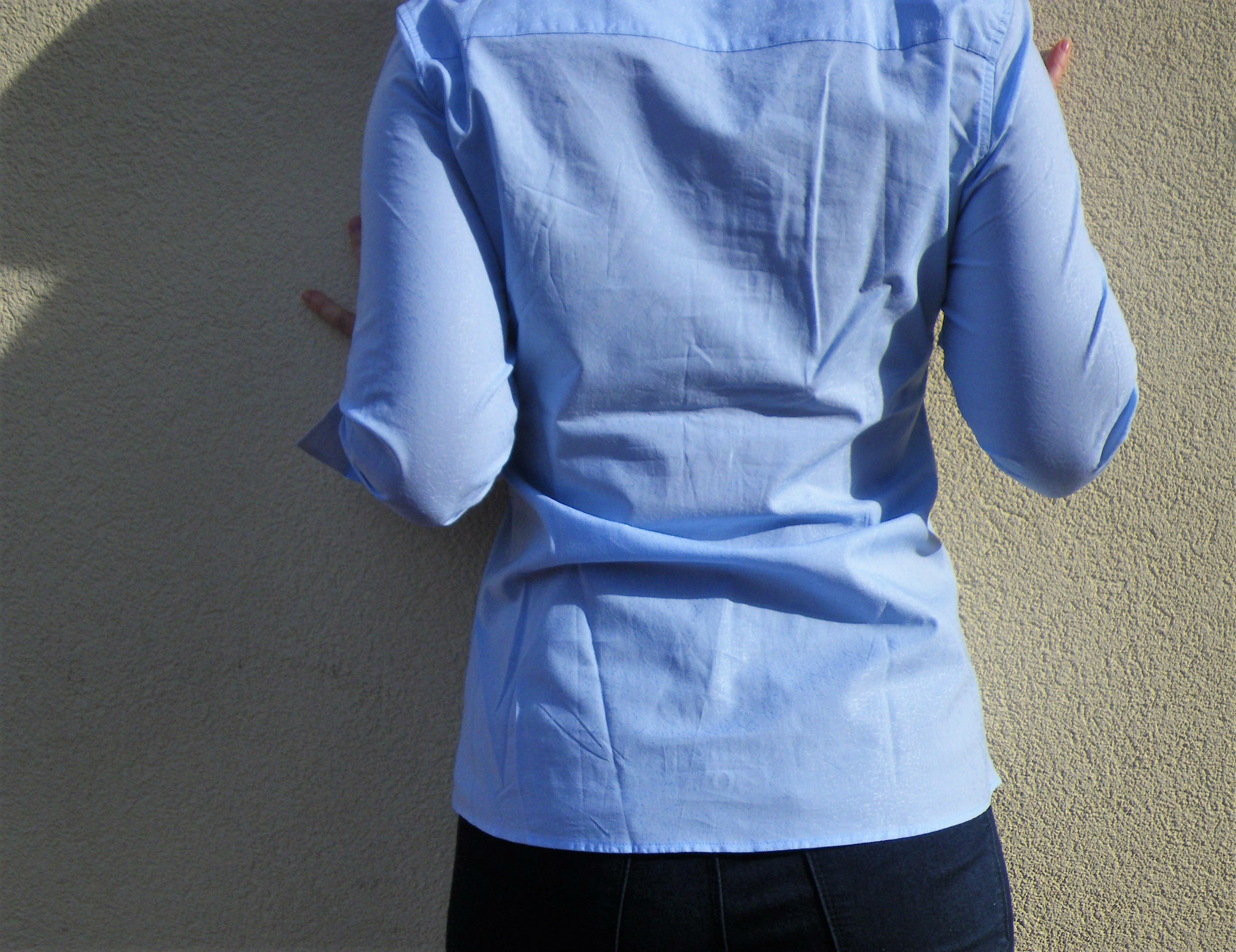 chemise femme bleue col mao imprimée