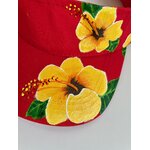 Visière rouge avec des hibiscus jaune peinte à la main par Elles et No.