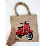 Sac en jute avec une belle vespa rouge peinte à la main par Elles et No.