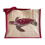 sac de plage jute et coton rose avec une tortue marine peinte à la main par Elles et No.