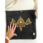 sac coton noir bio avec fleur de lotus thai peinte à la main  (1)