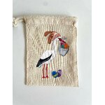 pochon beige de pâques avec cigogne peint à la main par Elles et No.
