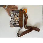 petit sac à bandoulière en coton enduit avec une tête de léopard peinte à la main par Elles et No.