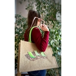 sac de plage en jute avec des transats verts peints à la main par Elles et No.