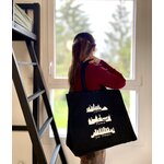 Grand sac noir en coton noir bio, avec des skylines peintes à la main par elles et No.