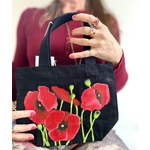 Petit sac noir en coton bio avec des coquelicots peintes à la main par Elles et No.