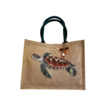 sac de plage en jute à anses kaki avec une tortue de mer peinte à la main par Elles et No.