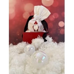 Pochon en coton blanc et ruban de satin noir avec un lutin du Père Noël peint à la main par Elles et No.