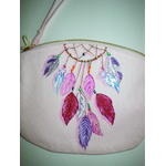 trousse à lanière rose avec attrape-rêves