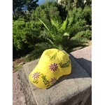 casquette jaune enfant avec fleurs