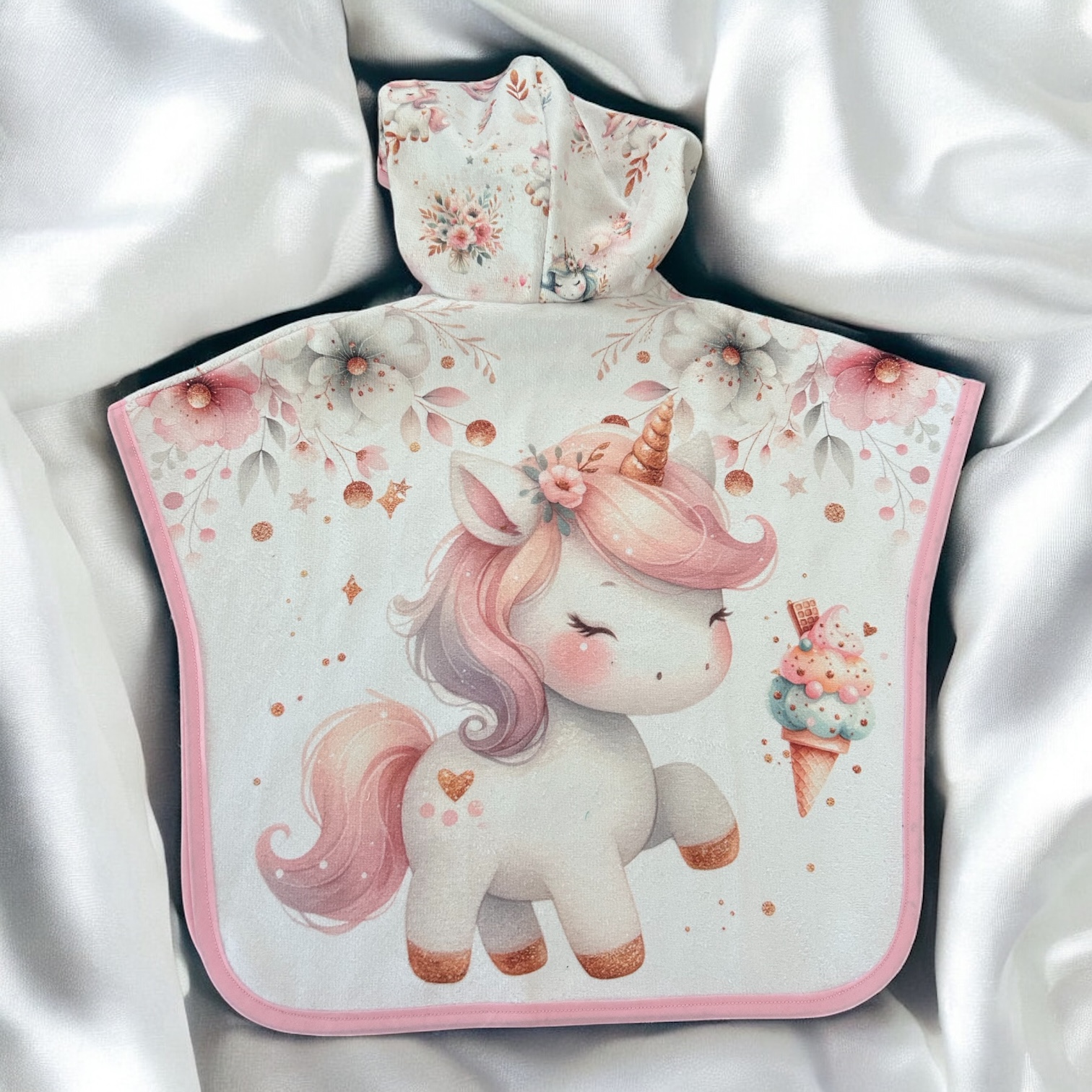 poncho-bain-piscine-bain-mer-licorne-fait-main-eponge
