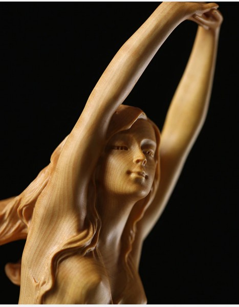 galerie glacis sculpture sur bois la danseuse détail