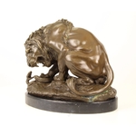 galerie glacis sculpture bronze le lion au serpent 35 cm 1