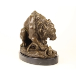 galerie glacis sculpture bronze le lion au serpent 35 cm 3