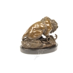 galerie glacis sculpture bronze le lion au serpent 24 cm 1