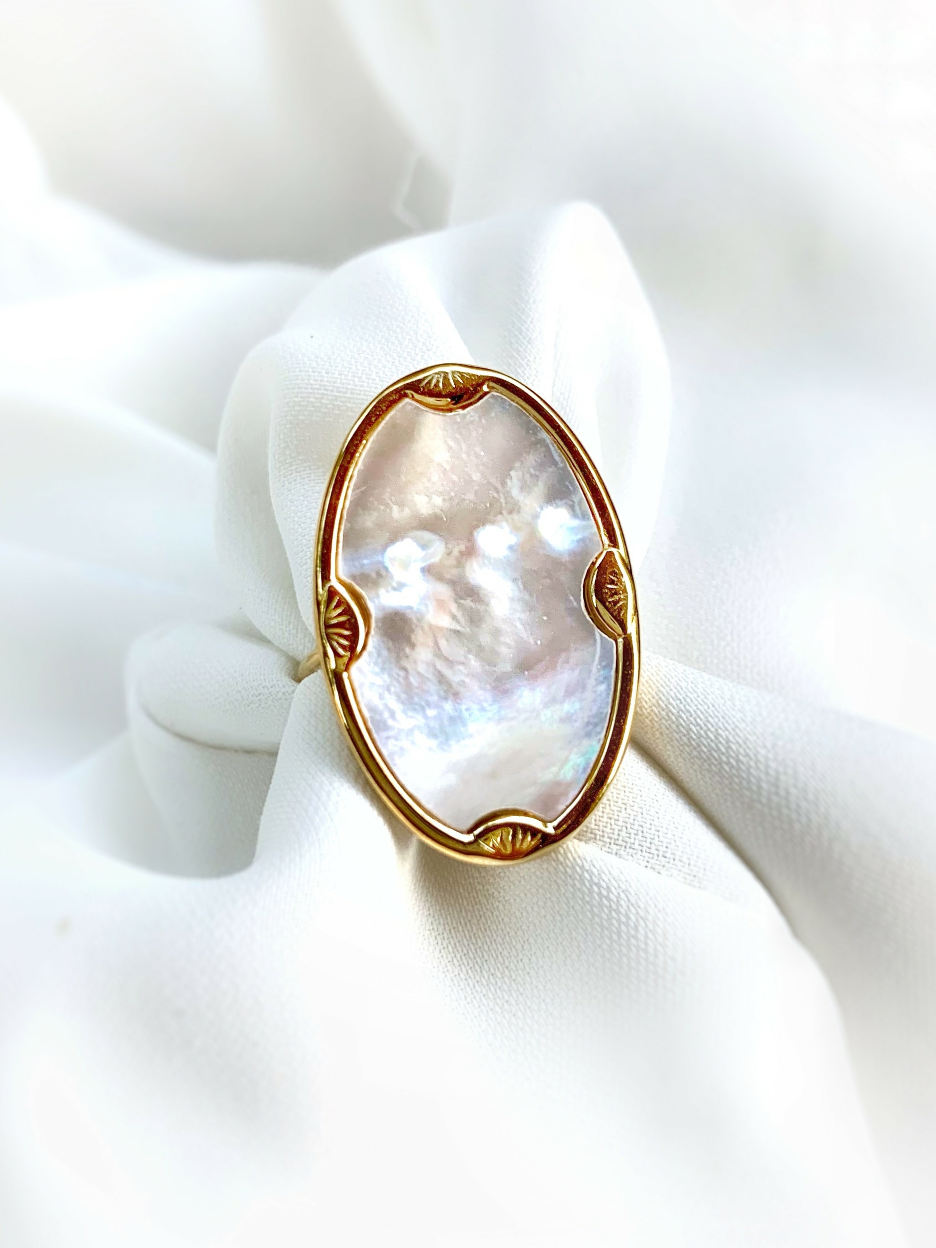 BAGUE INDIRA NACRE