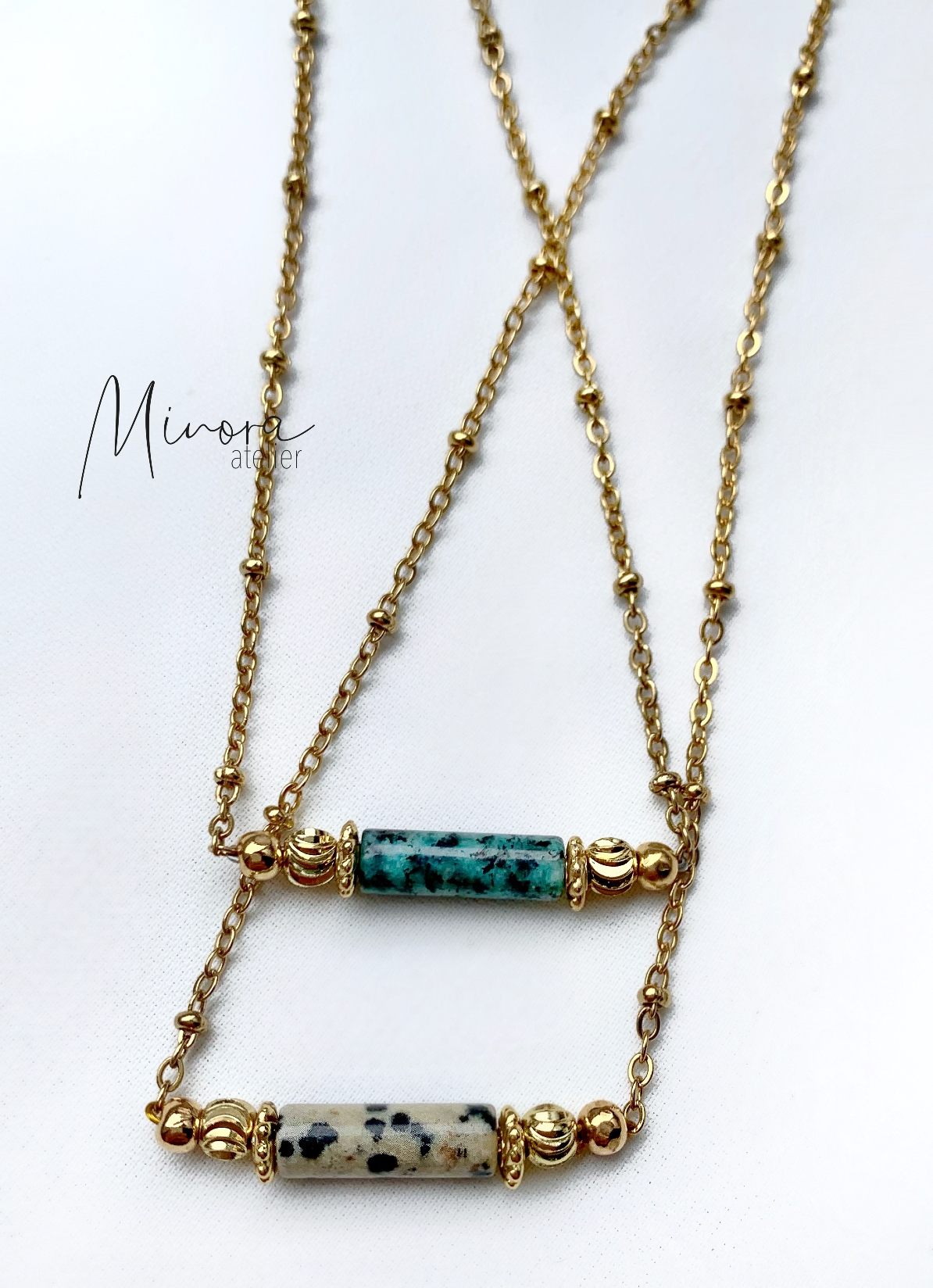 COLLIER DAPHNE