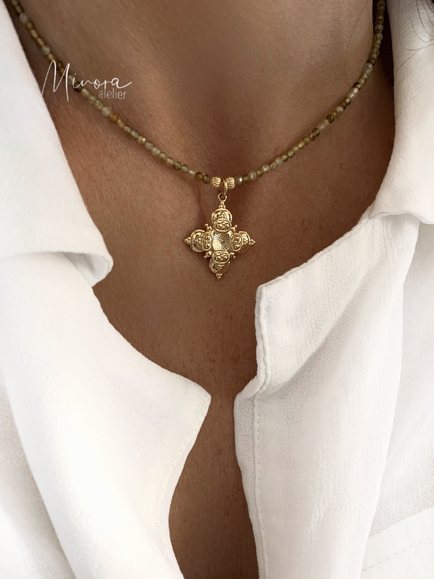 COLLIER RITA GRENAT VERT