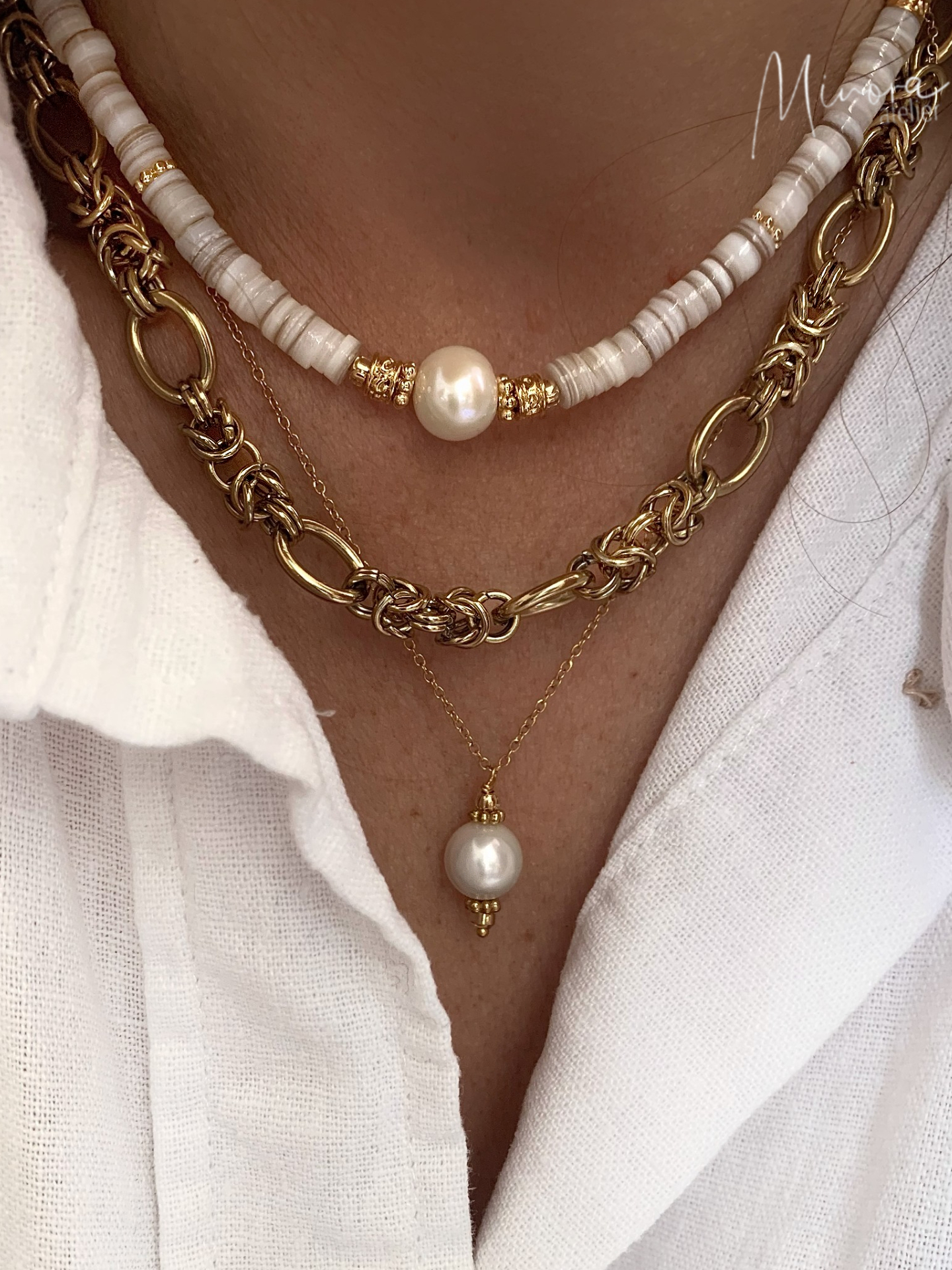 COLLIER LOUNIA