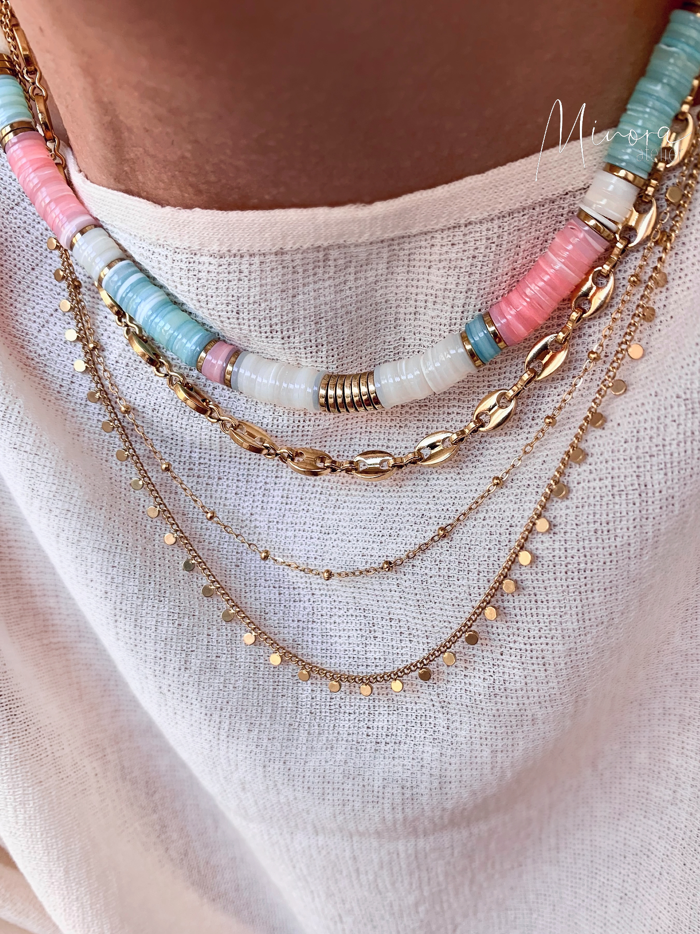 COLLIER CECILIA