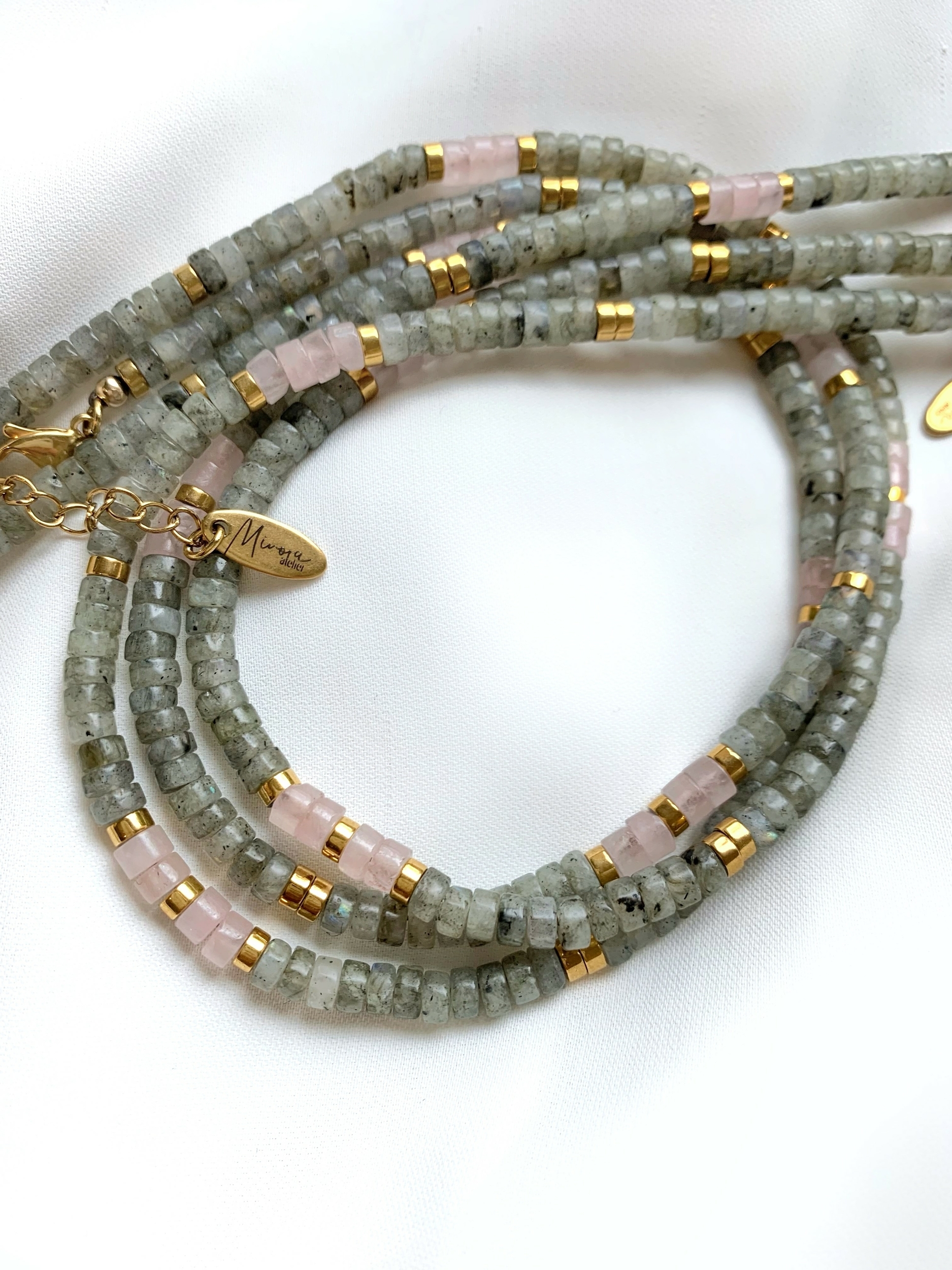 COLLIER HYGIE